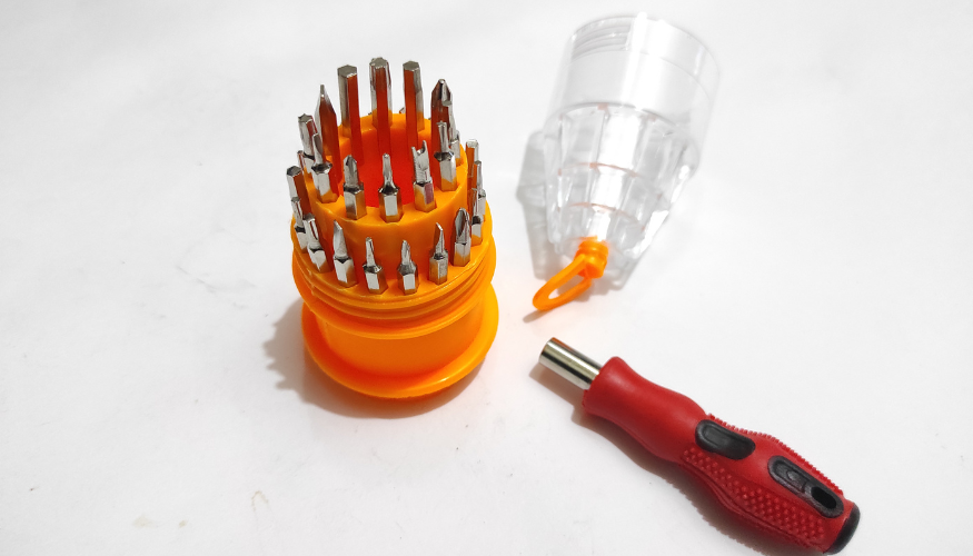 Destornillador multipunta